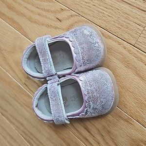 See Kai Run girls toddler size 5 shoe pink metallic